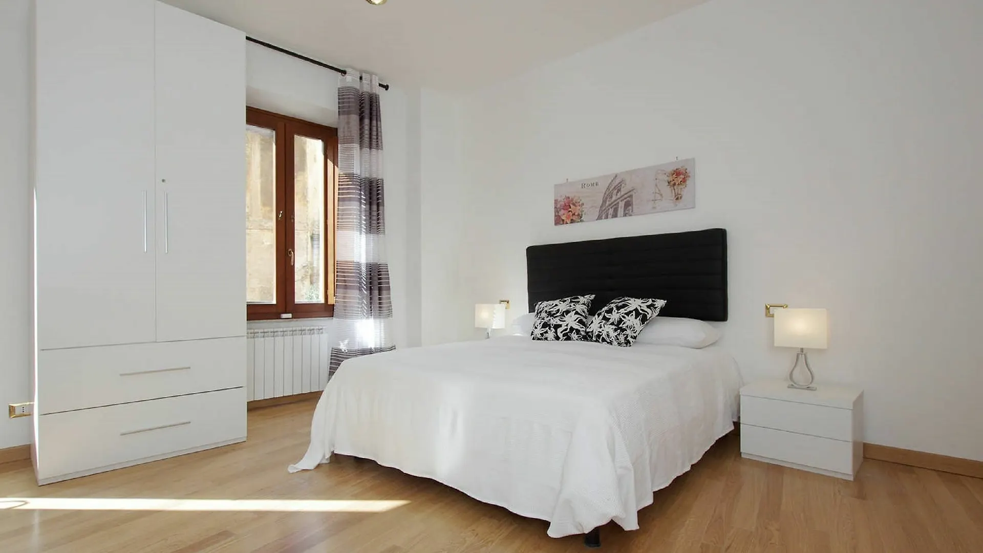 Central Rome Suites 0*,